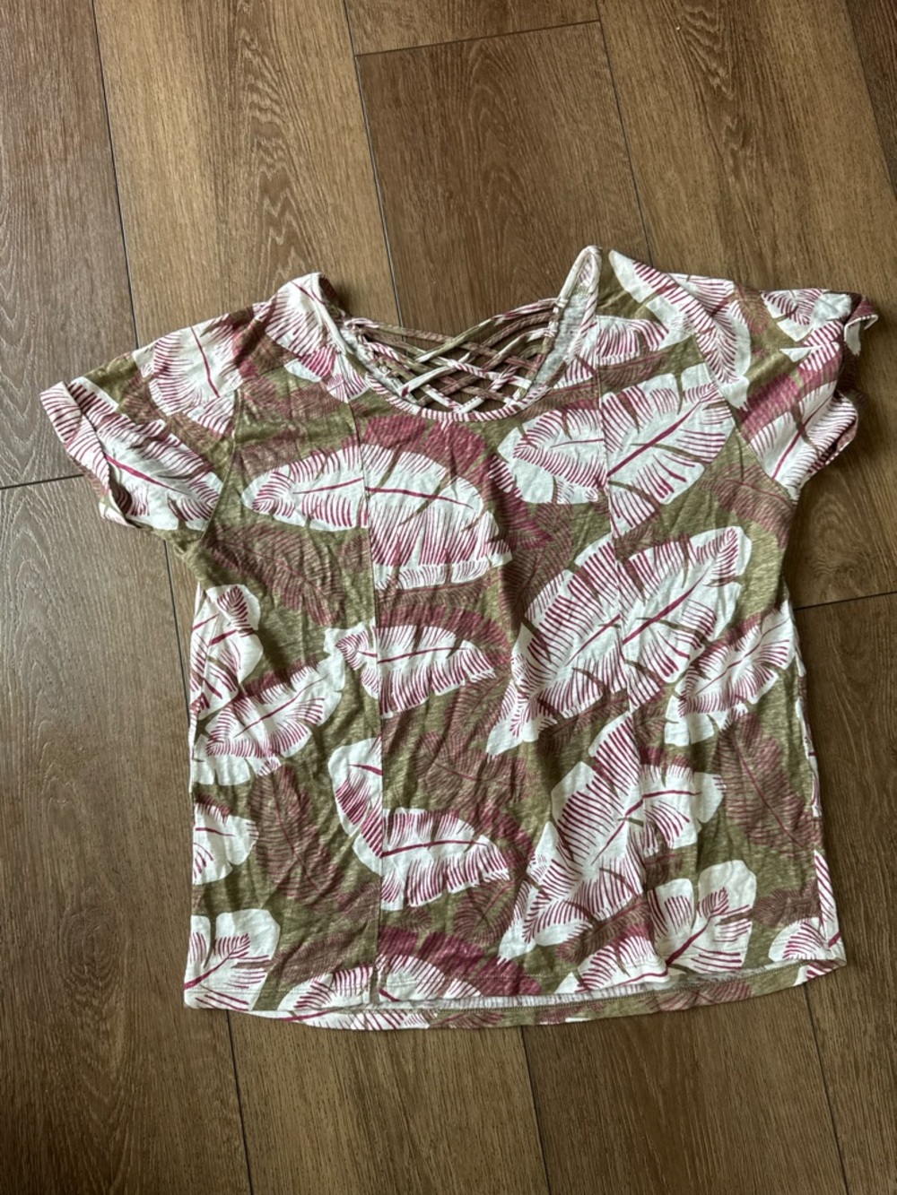 Women's Crisscross Back Tropical Leaf Print Top - Pink & Olive